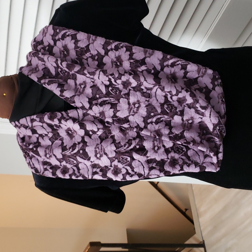 Scarf - Picture 3 of 4